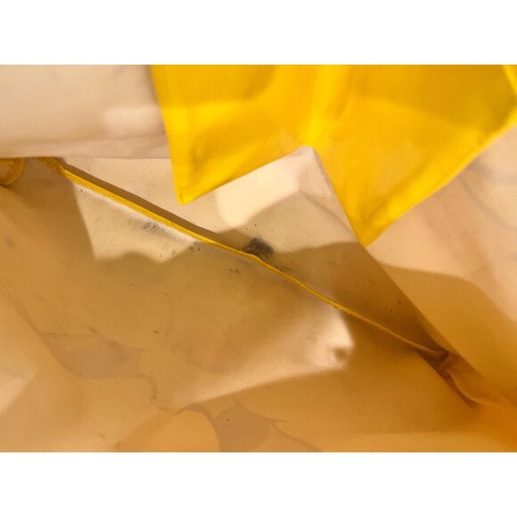 Looney Tunes Tweety Bird Vinyl Tote Bag - Picture 11 of 11